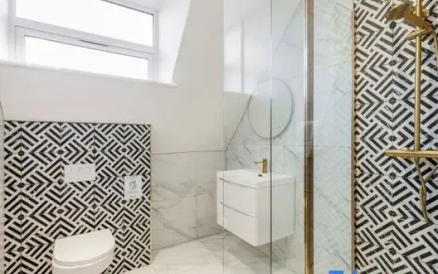 Wholesome Family 3-Bed, 2-Bath Apt; Free Gym & PKG