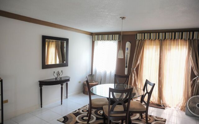 Country Club Mangowalk Townhouse