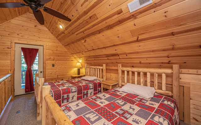 Grin Inn Bear It Holiday Home