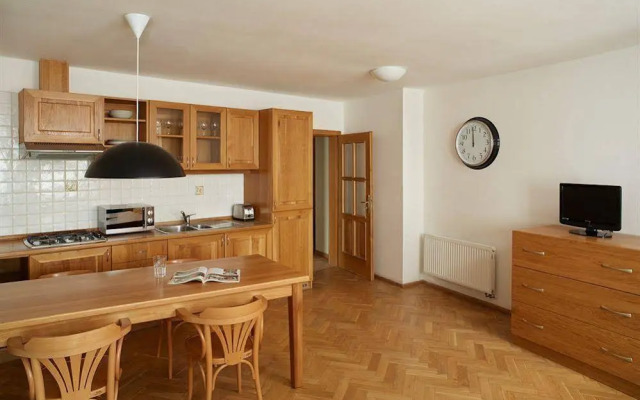 Kozna Suites