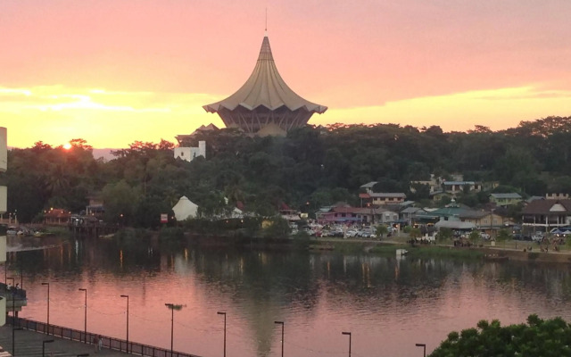 Woodpecker Lodge Kuching