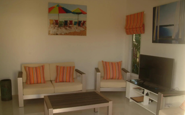 Bangsaray Villa