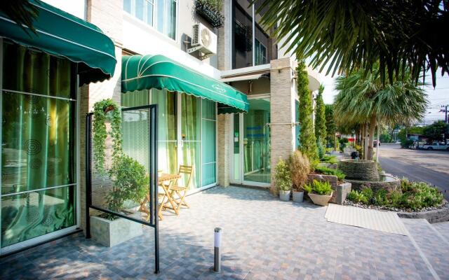 Majestic View Hotel