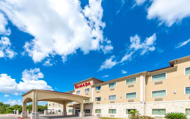 Ramada by Wyndham College Station