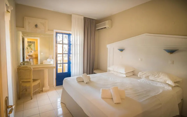 Parthenis Hotel & Suites