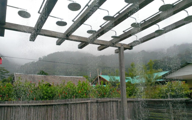 Kinabalu Poring Vacation Lodge