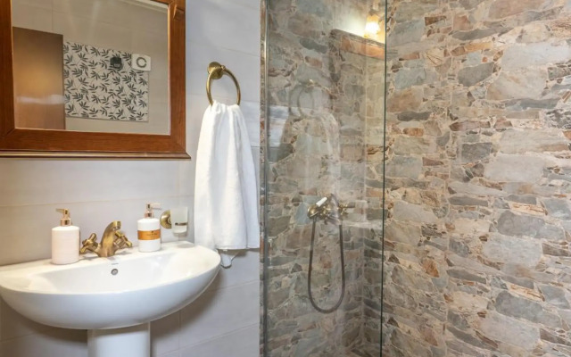 Paralia Beach Boutique Hotel