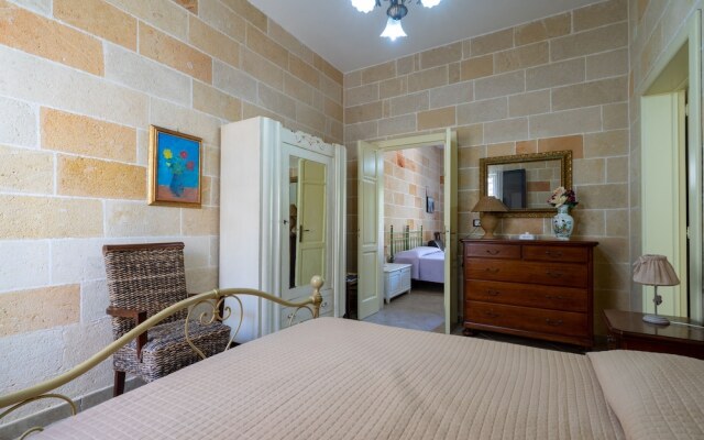 3450 Casa Maredoro by Barbarhouse