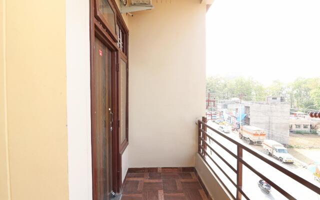 SPOT ON 43821 Amrapali Home Stay