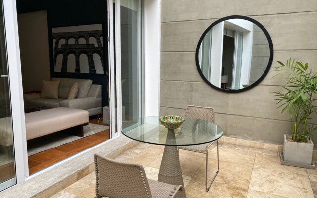 Spacious and Luxurious 1BR in San Isidro