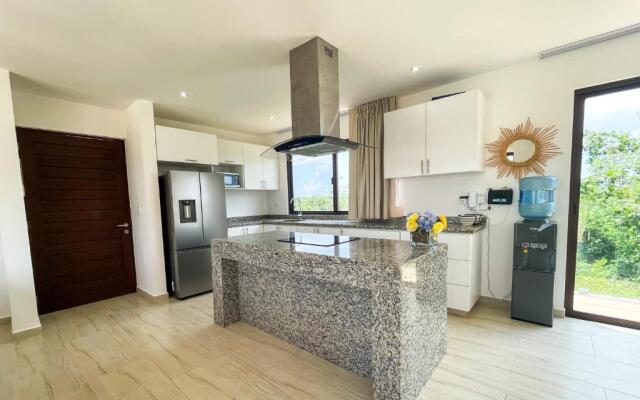 Apartment and Penthouse Blue Luxury Kukulkan Tulum