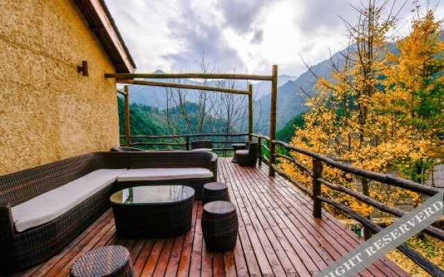 One Mountain Nine Houses