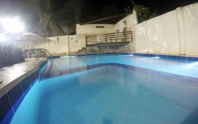 Falésia Praia Hotel