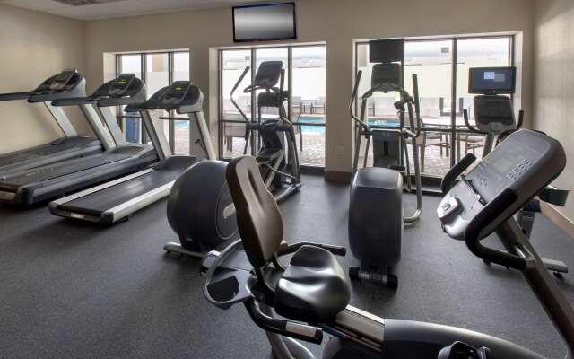 Hampton Inn Boston - Logan Airport