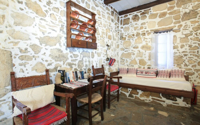 Villa Lithos