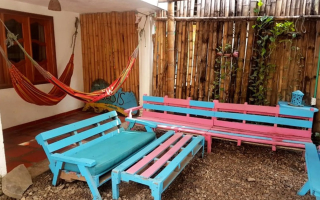 Oasis Hostal Restaurante