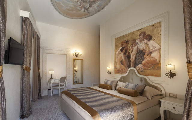 Heritage Hotel Life Palace