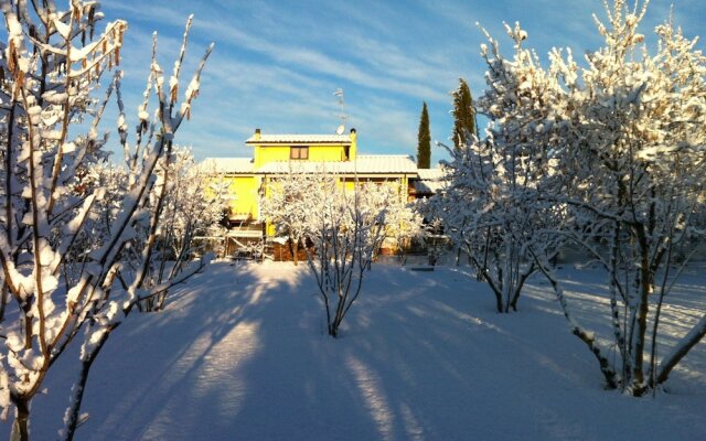 Al Casale Giallo B&B