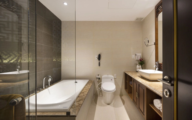 Thanh Lich Royal Boutique Hotel