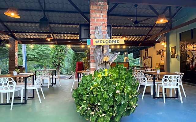 Mango's Park Port Dickson by ZUZU