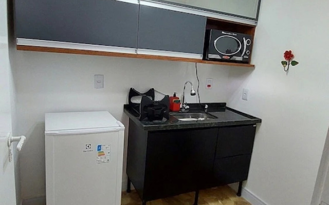 Lindo estudio perto do Hospital BOS