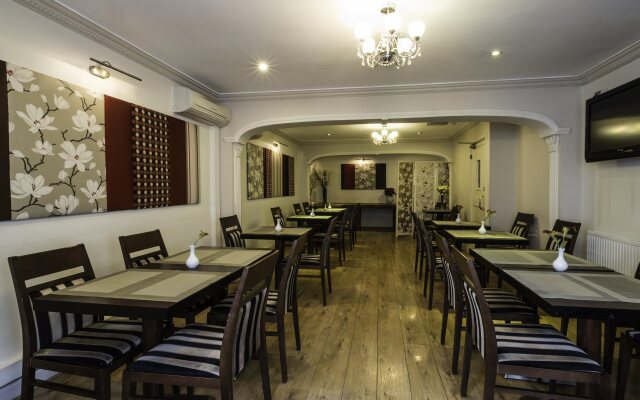 London Lodge Hotel