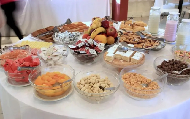 Hotel Bariloche Lake