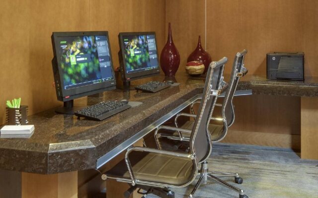 Courtyard by Marriott Boston Logan Airport