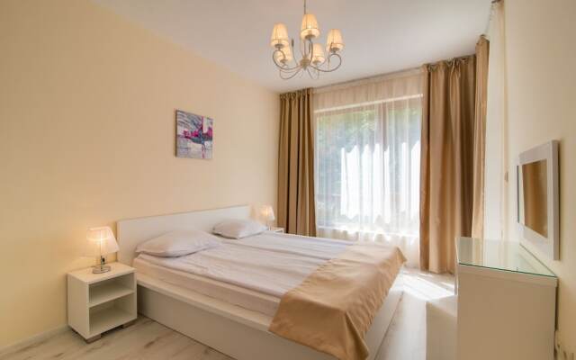 Varna South Bay Apart Complex