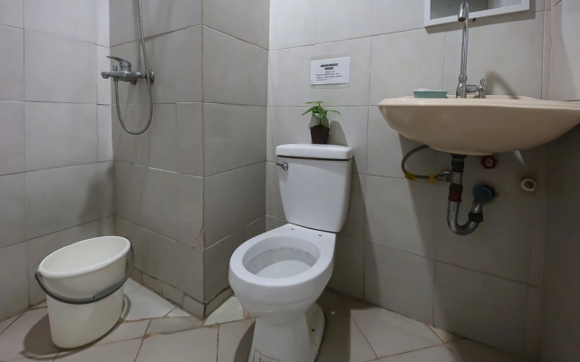 OYO 809 Crowne One Condo