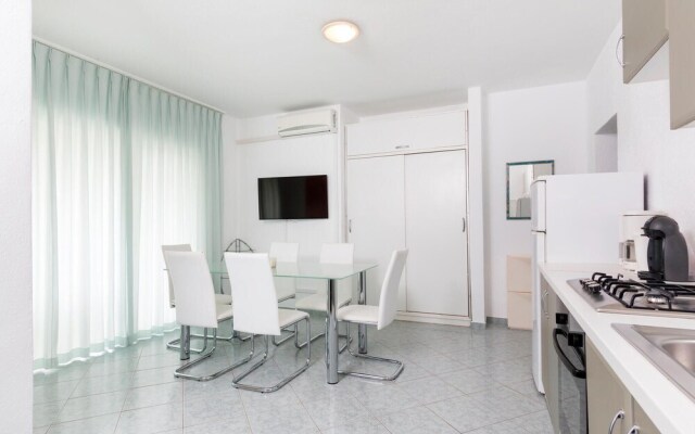 Awesome Home in Stinjan With Wifi and 1 Bedrooms
