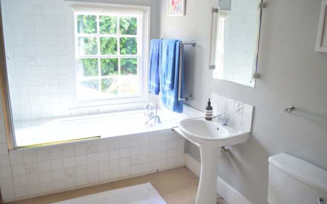 2 Bedroom Home in Stoke Newington