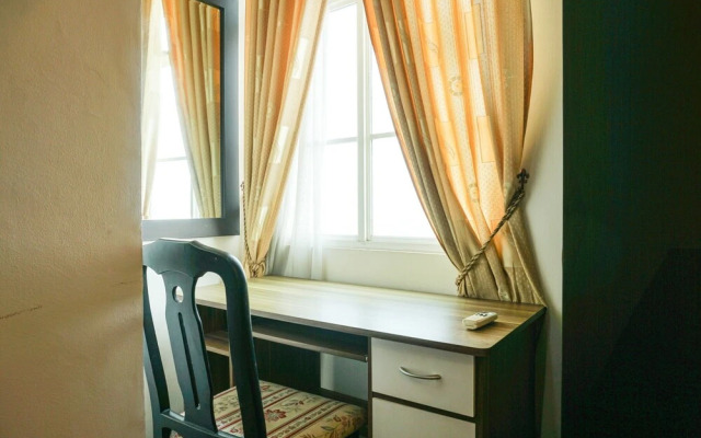 The Classic 2BR Belleza Apartment