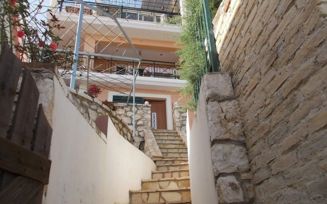 Sarakinos Apartments