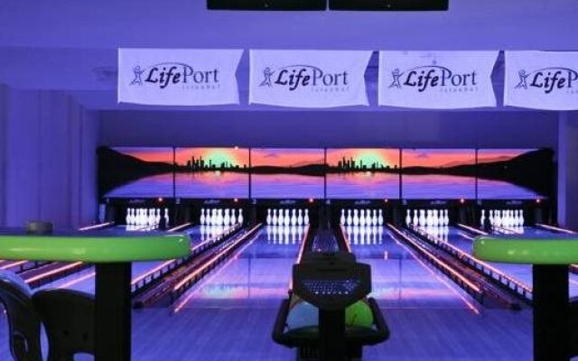 Life Port Hotel ****