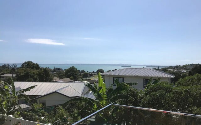 3 Bedroom Village Retreat Home With Sea Views