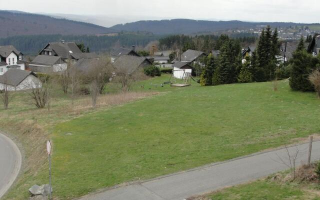 Tasteful apartment in Neuastenberg near ski area