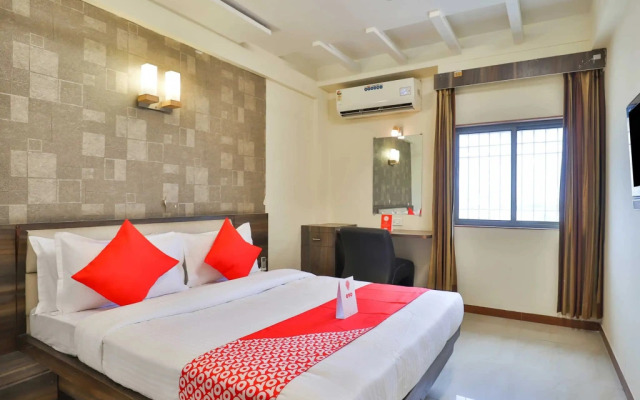 Hotel Arya Corporate by OYO Rooms
