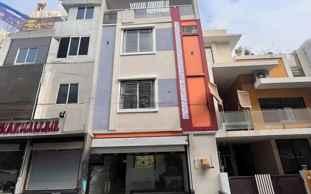Madstays - Hari Pathak Chowk near Mahakal Mandir