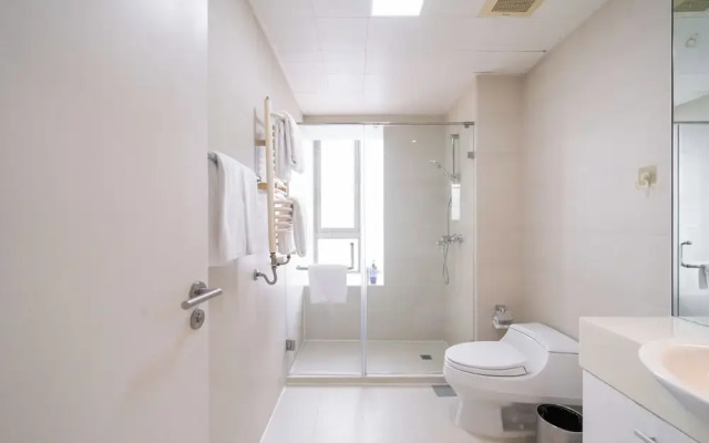 Tyms Elegant 3BR 2BA Apt Near Malls