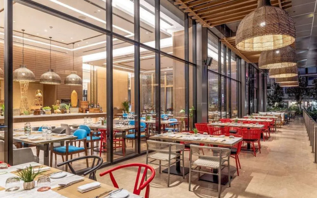 DoubleTree by Hilton Vientiane