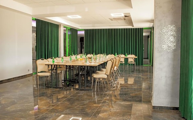 Hotel Promenada Biznes & Wypoczynek