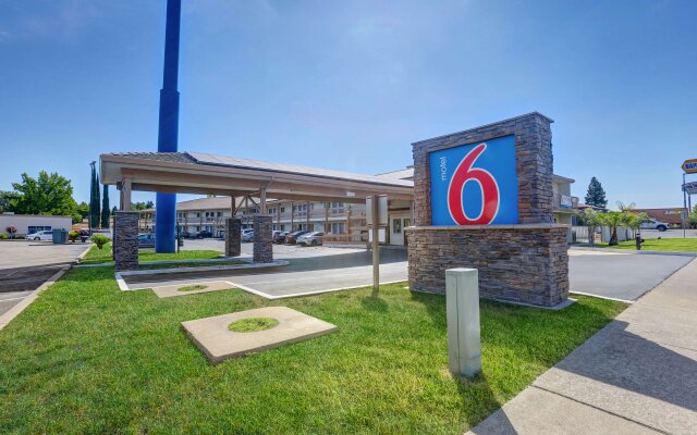 Motel 6 Anderson, CA - Redding Airport