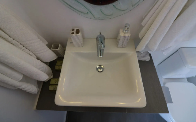 Avra Pahainas Hotel