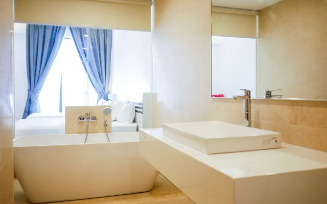 May Full Seaview Luxury Suite