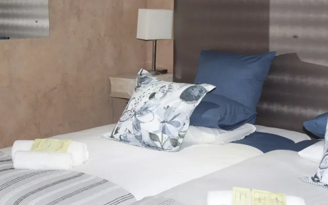 Falcon Guesthouse