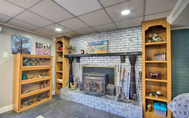 Lake Views: Waterfront Sunrise Beach Home!