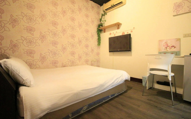 Fengjia Backers Hostel