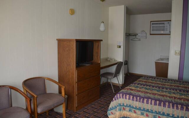 Edgetowner Motel