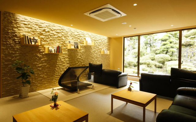 Yuraku Kinosaki Spa & Gardens